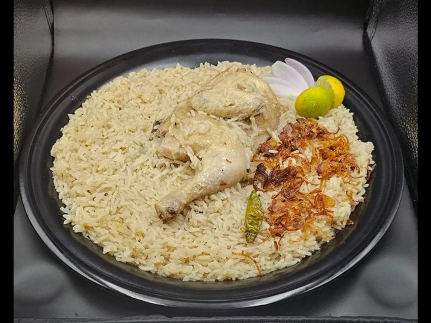 نصف حبه مضغوط رز ابو بنت ابيض