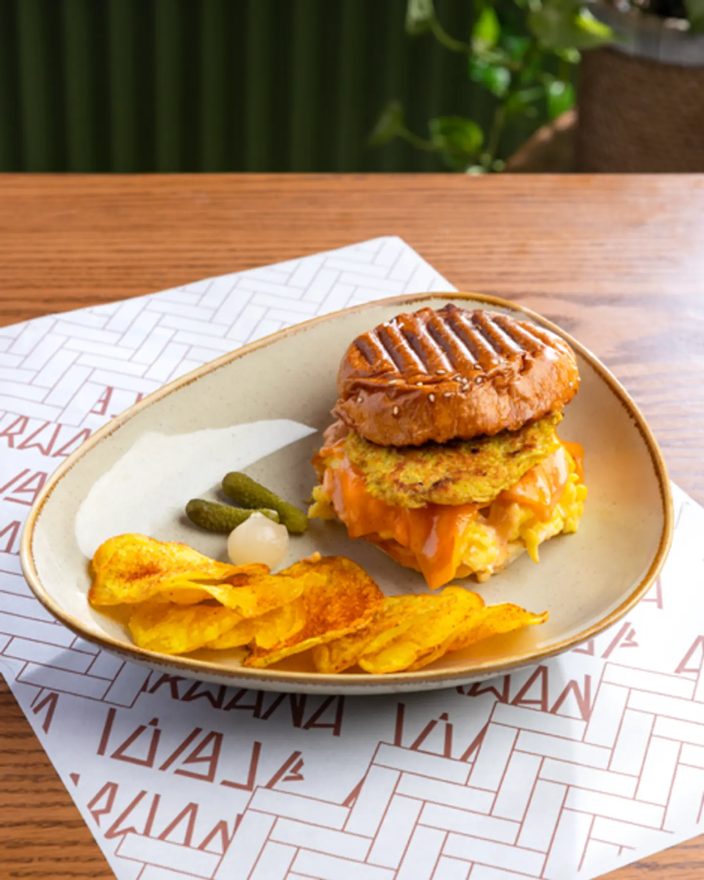 Egg Bun With Hashbrown