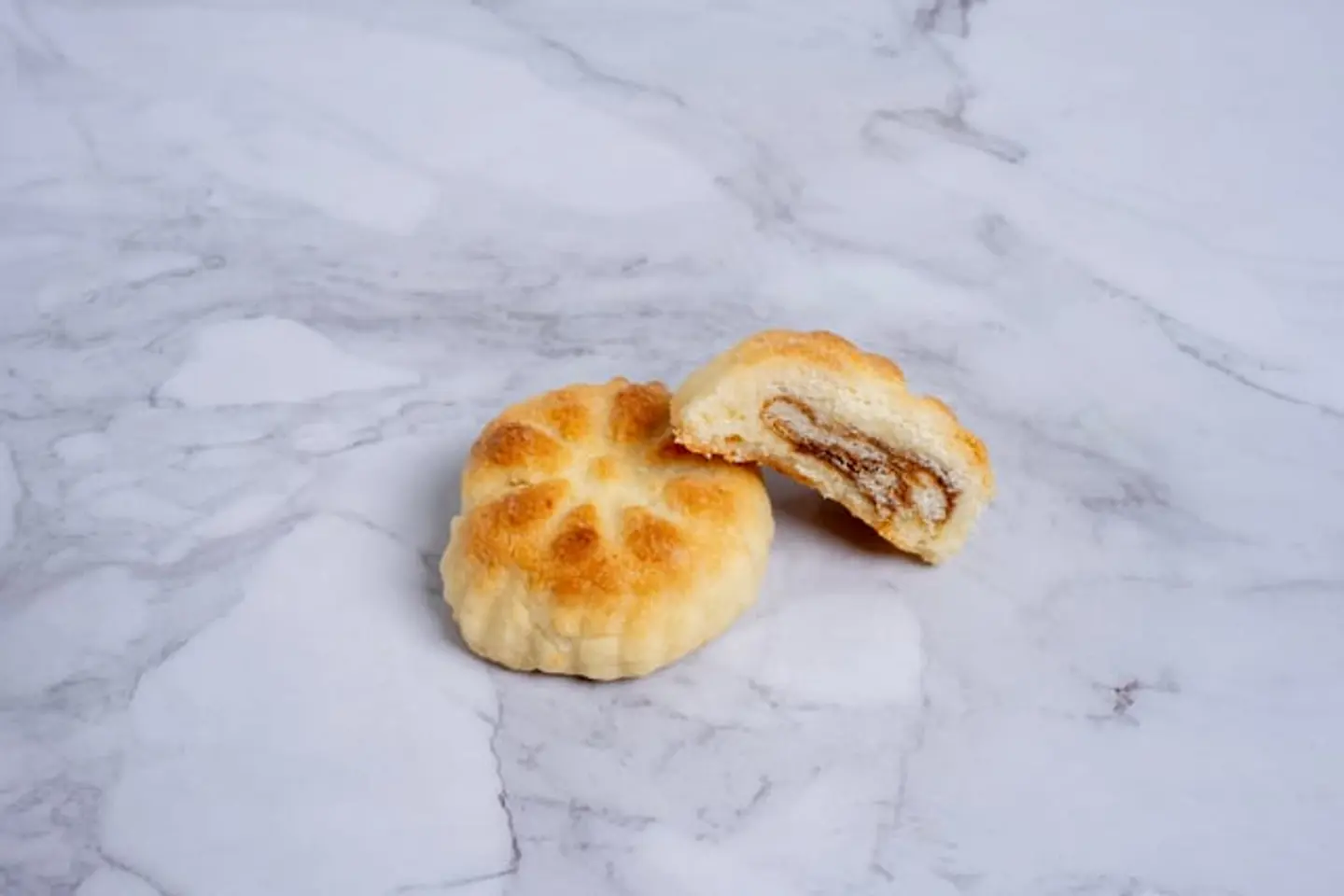 Round Date Maamoul