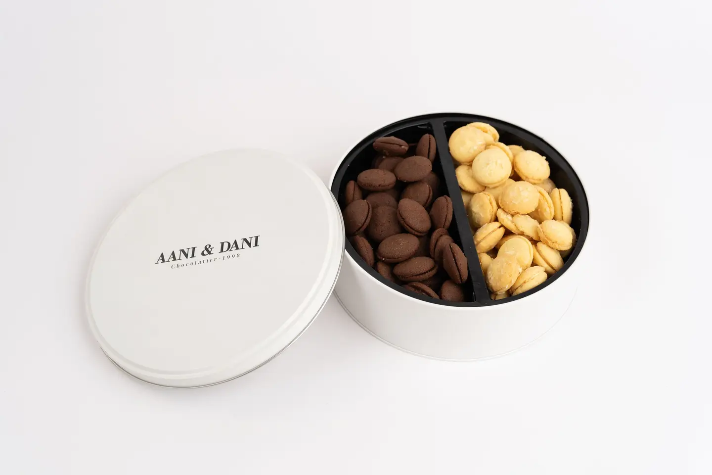 Petit Fours Chocolate And Vanilla