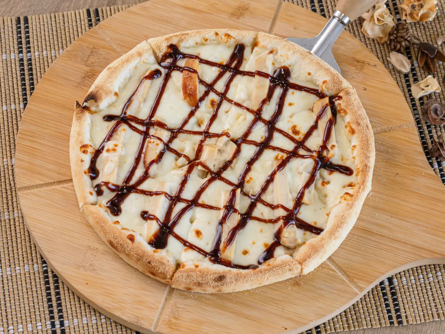 بيتزا دجاج - صوص باربكيو - صغير