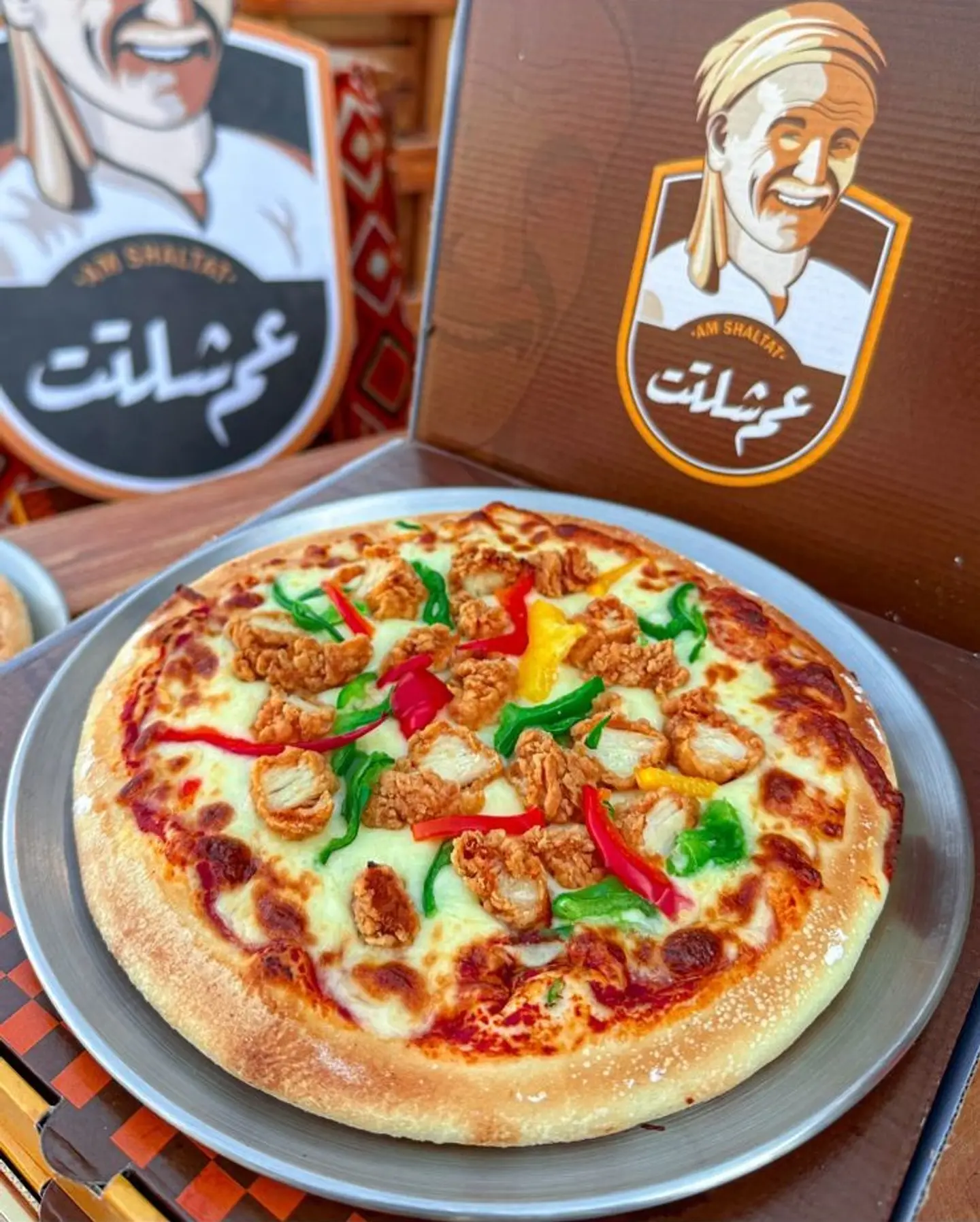 بيتزا دجاج رنش وسط