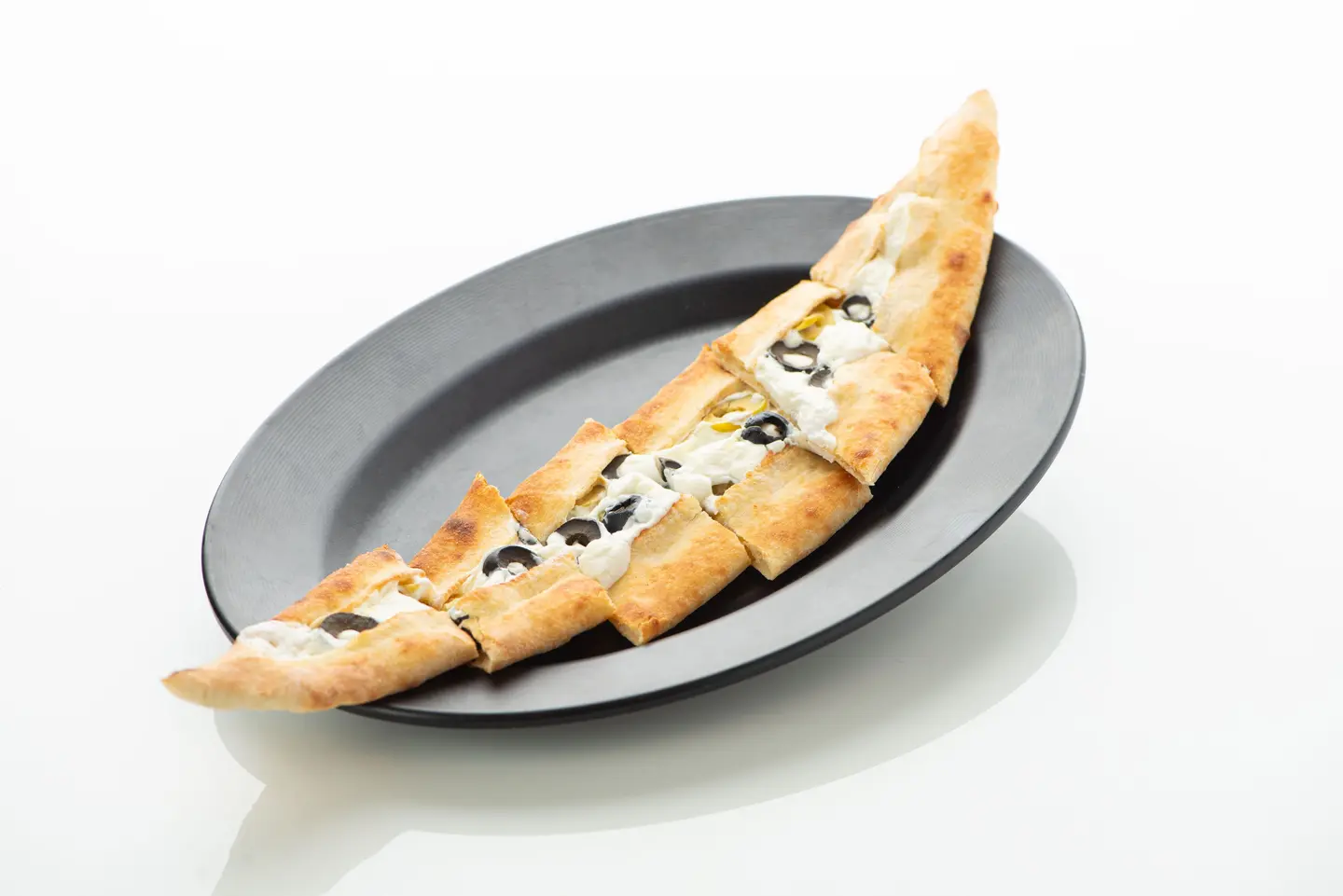 فطيرة لبنه زيتون