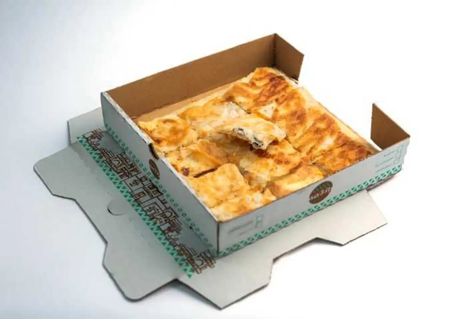 White Cheese And Olives Mutabbaq