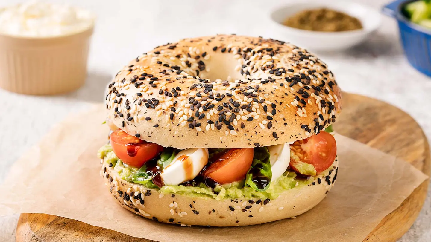 Caprese Bagel