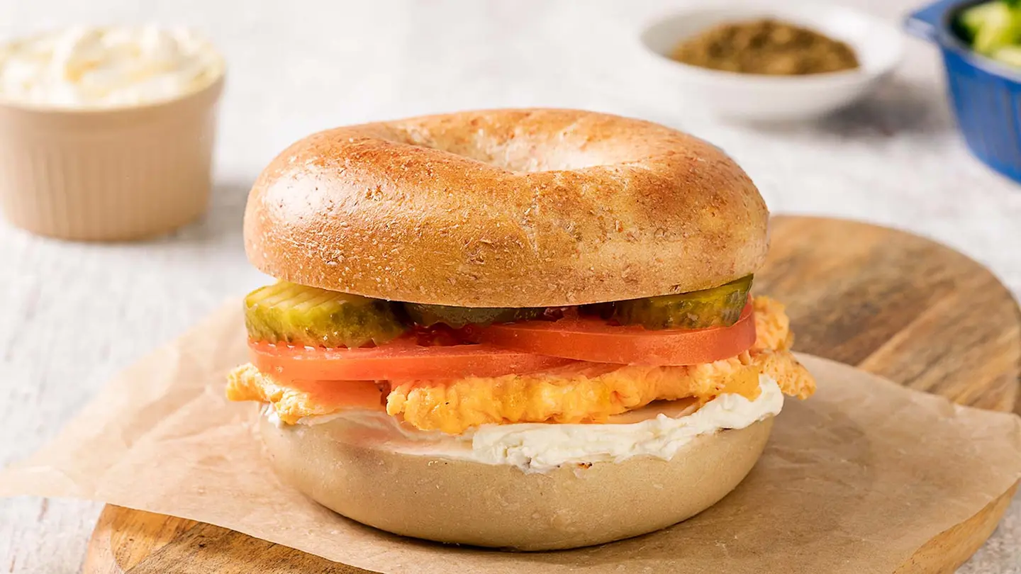 Creamy Omelette Bagel