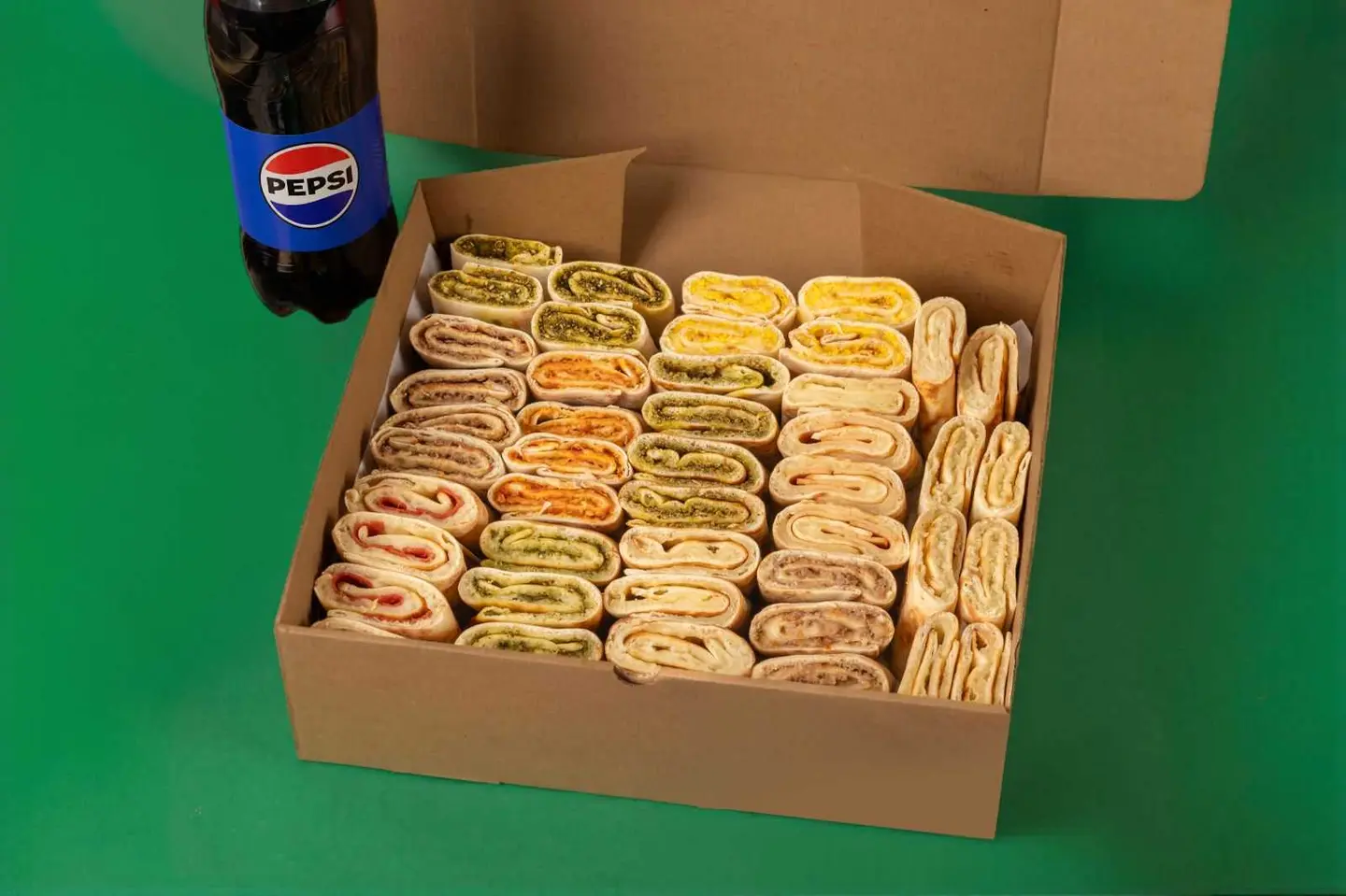 Manakeesh Party Box