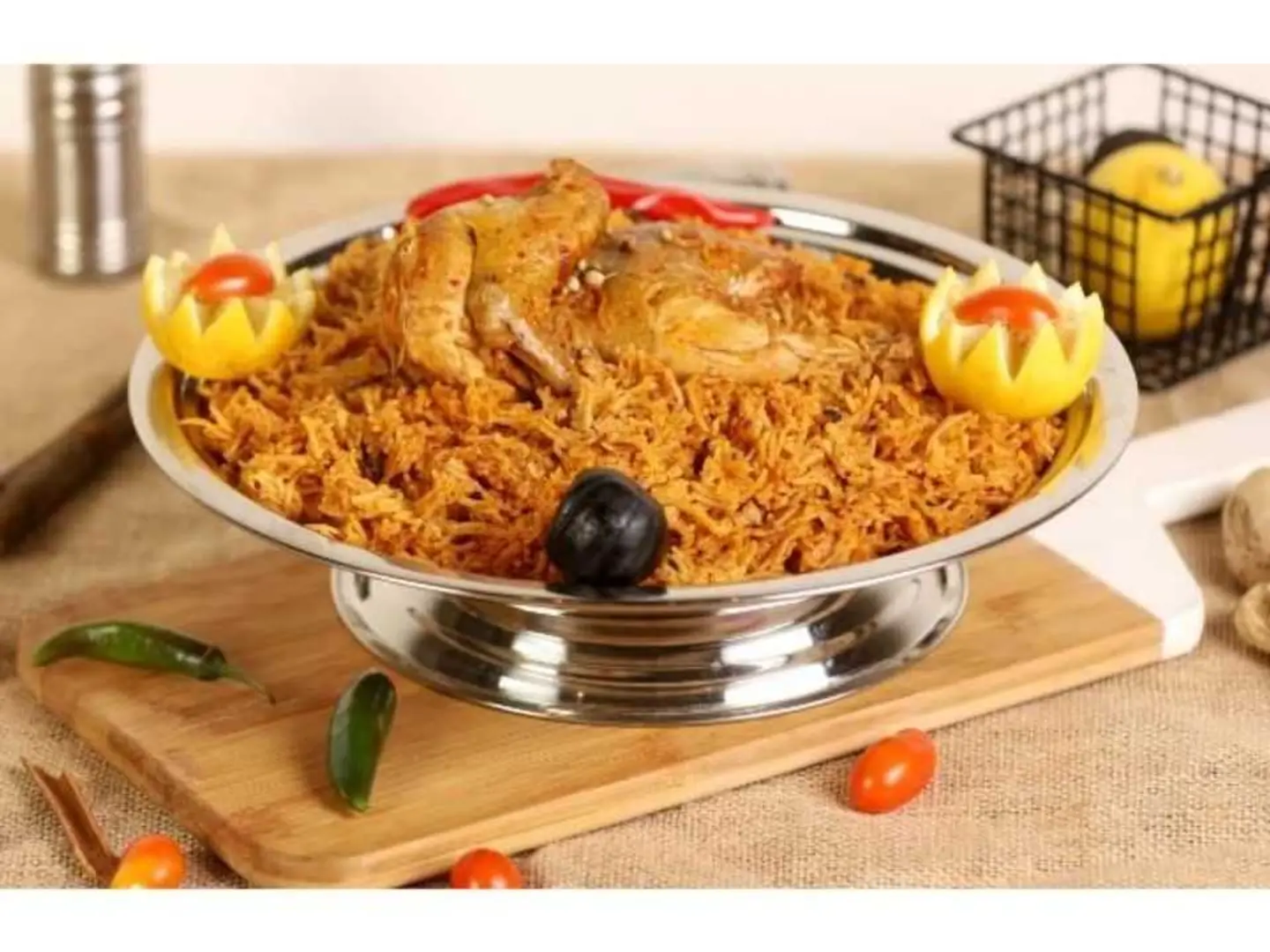 برية دجاج احمر