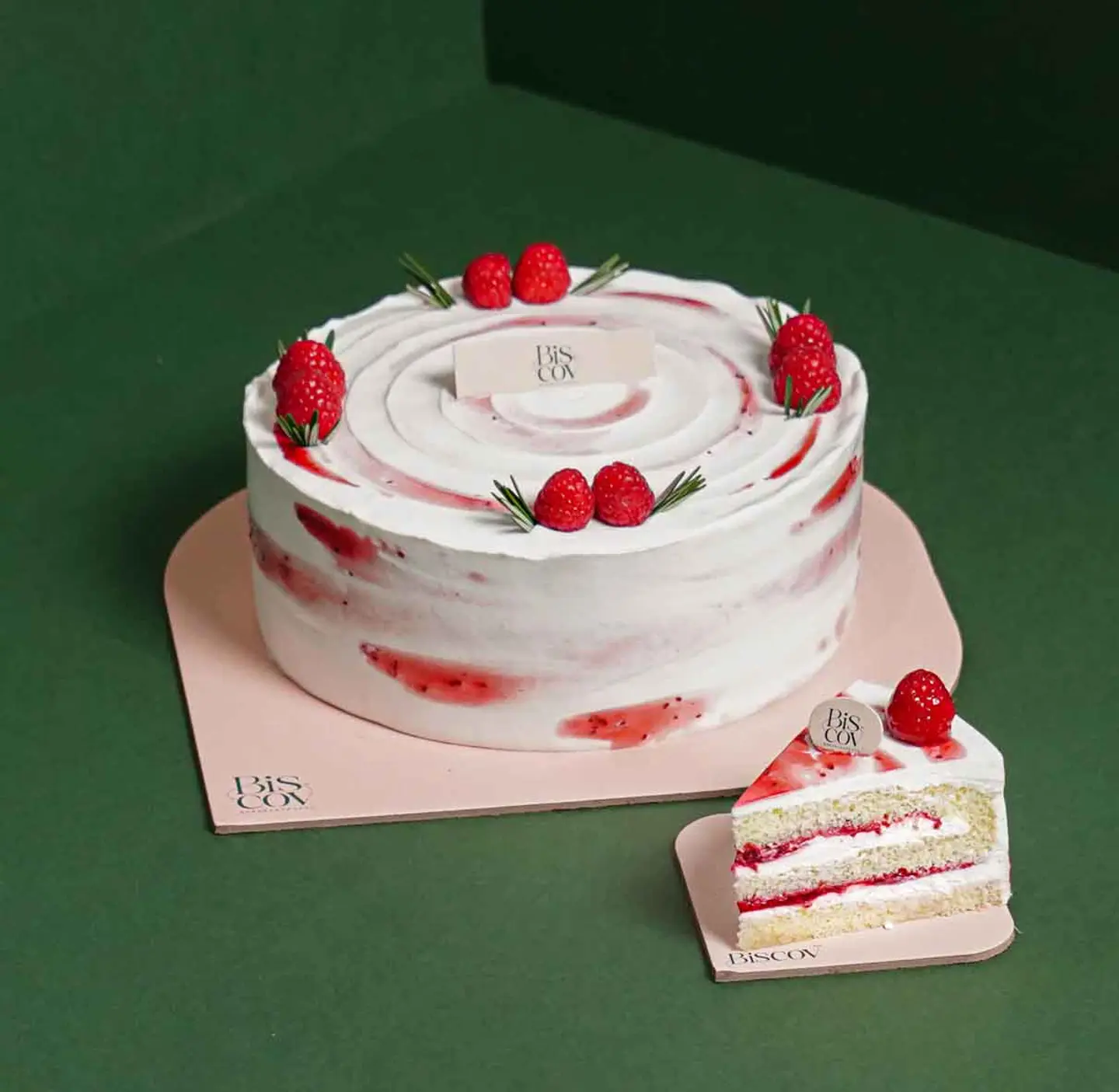 Roseberry Cake Larg