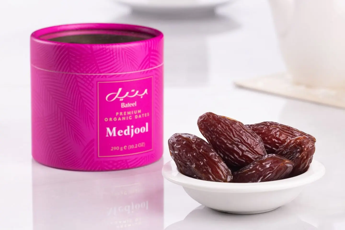 Madjool Premium Organic Dates Tube 290g