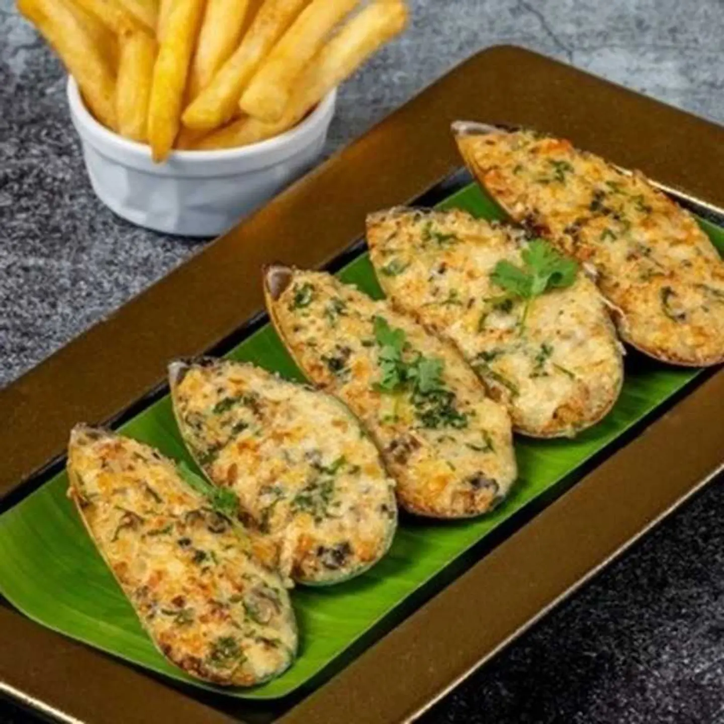 بلح البحر مع الجبنة