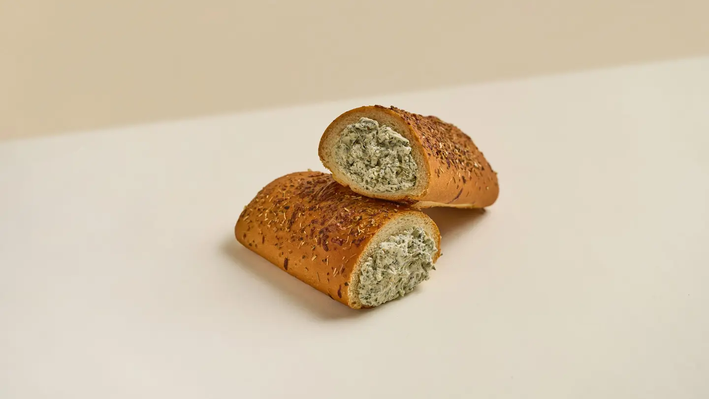 Cream Cheese Pretzel With Mint