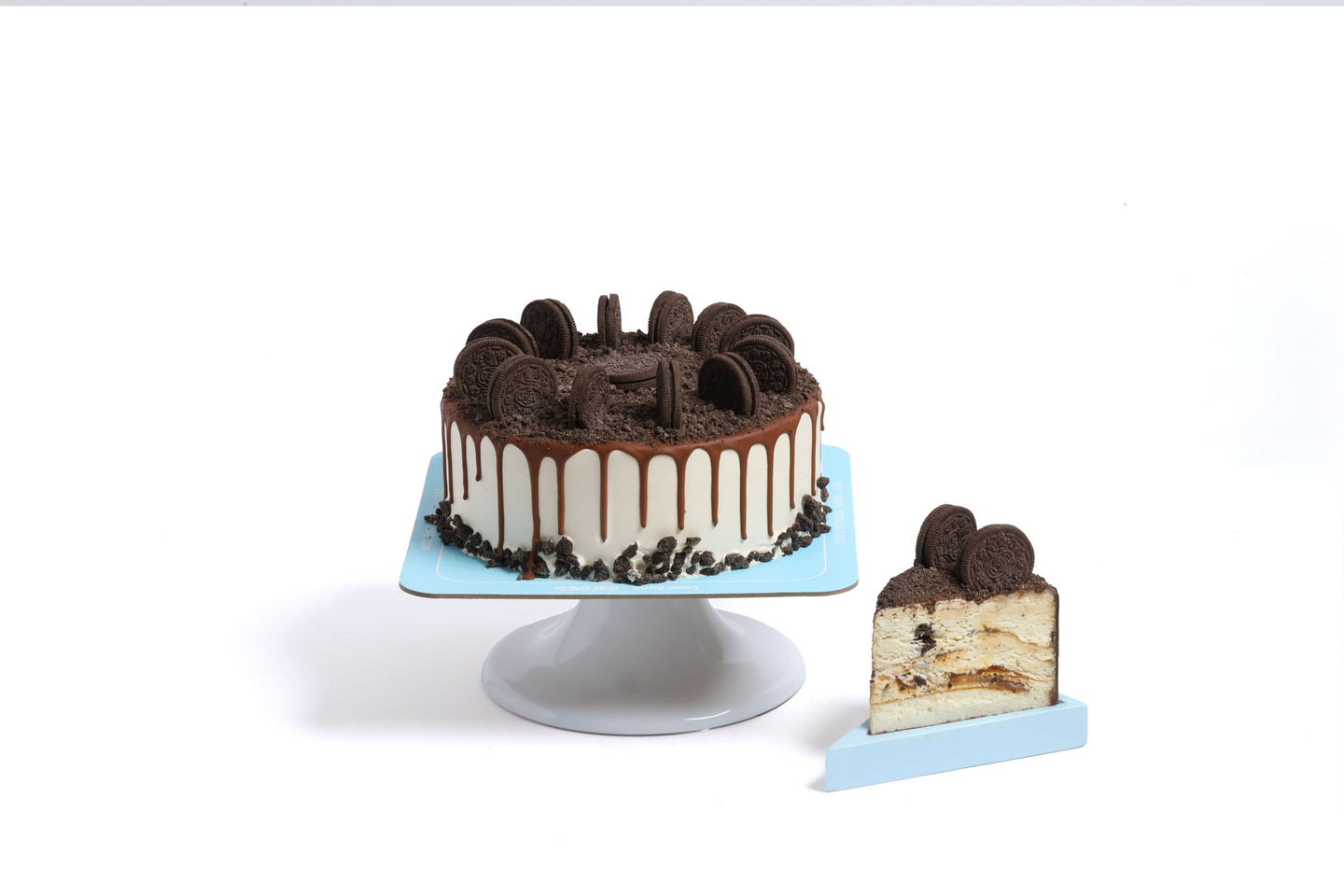 Cookies N Cream Cake