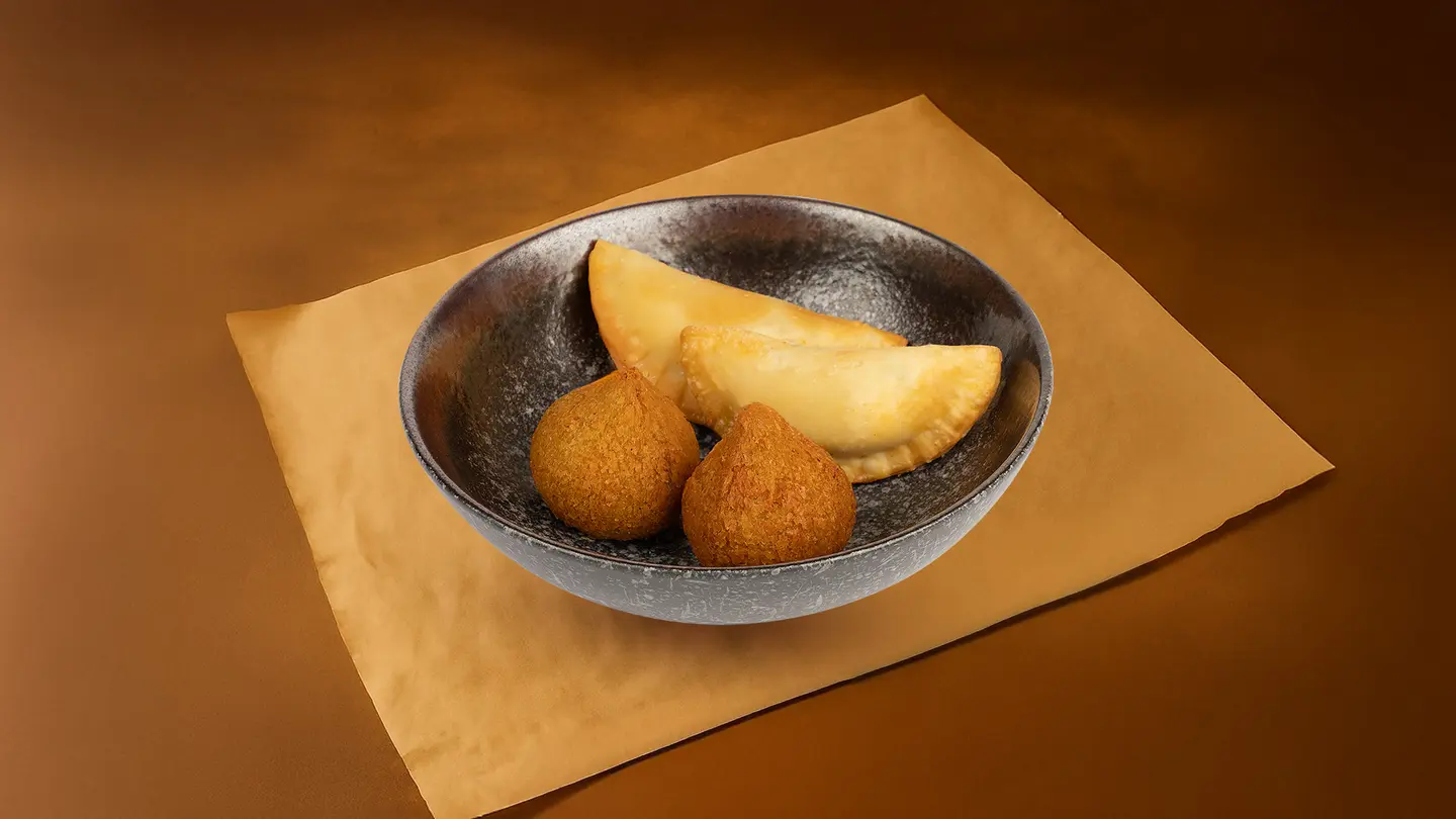 Mix Meat Keba And Cheese Sambousa