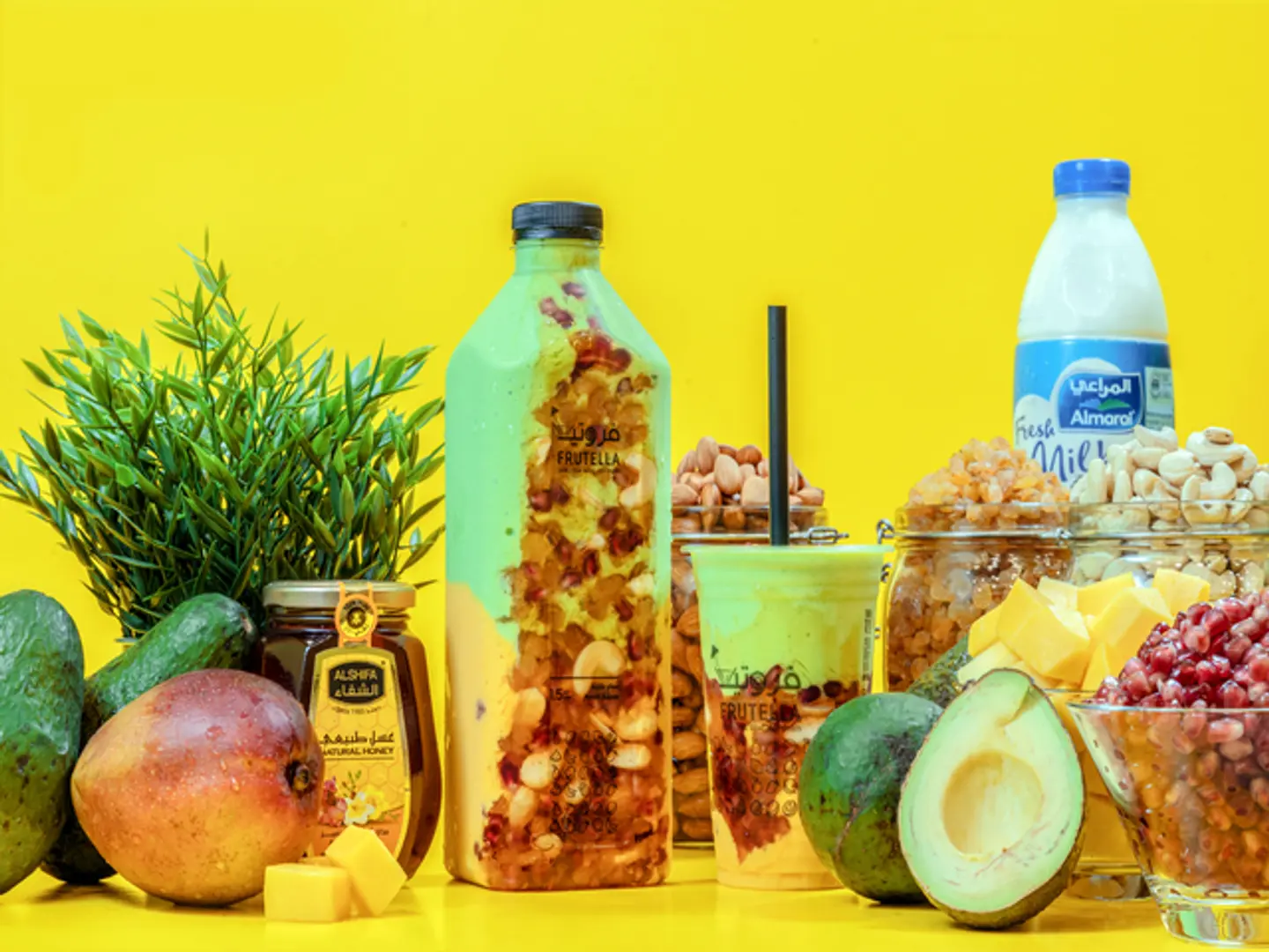 Avocado And Mango With Honey And Nuts Medium