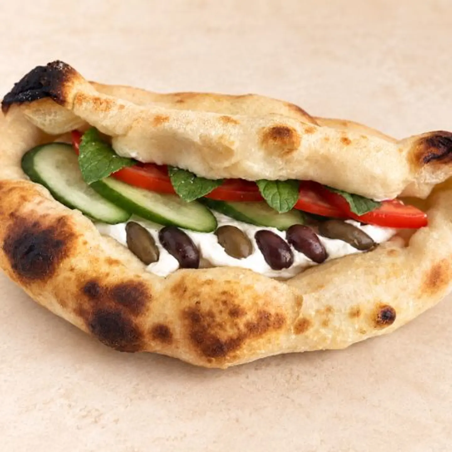 Il Fareeno Labneh With Veggies