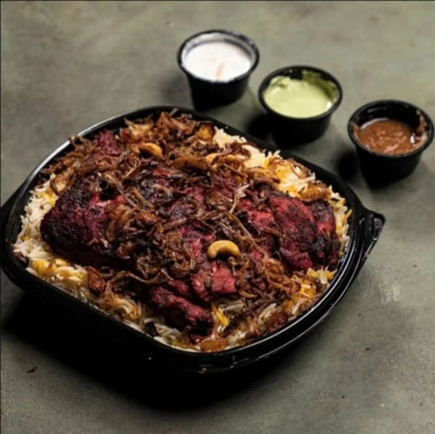 One Tandoori Chicken Madhbi