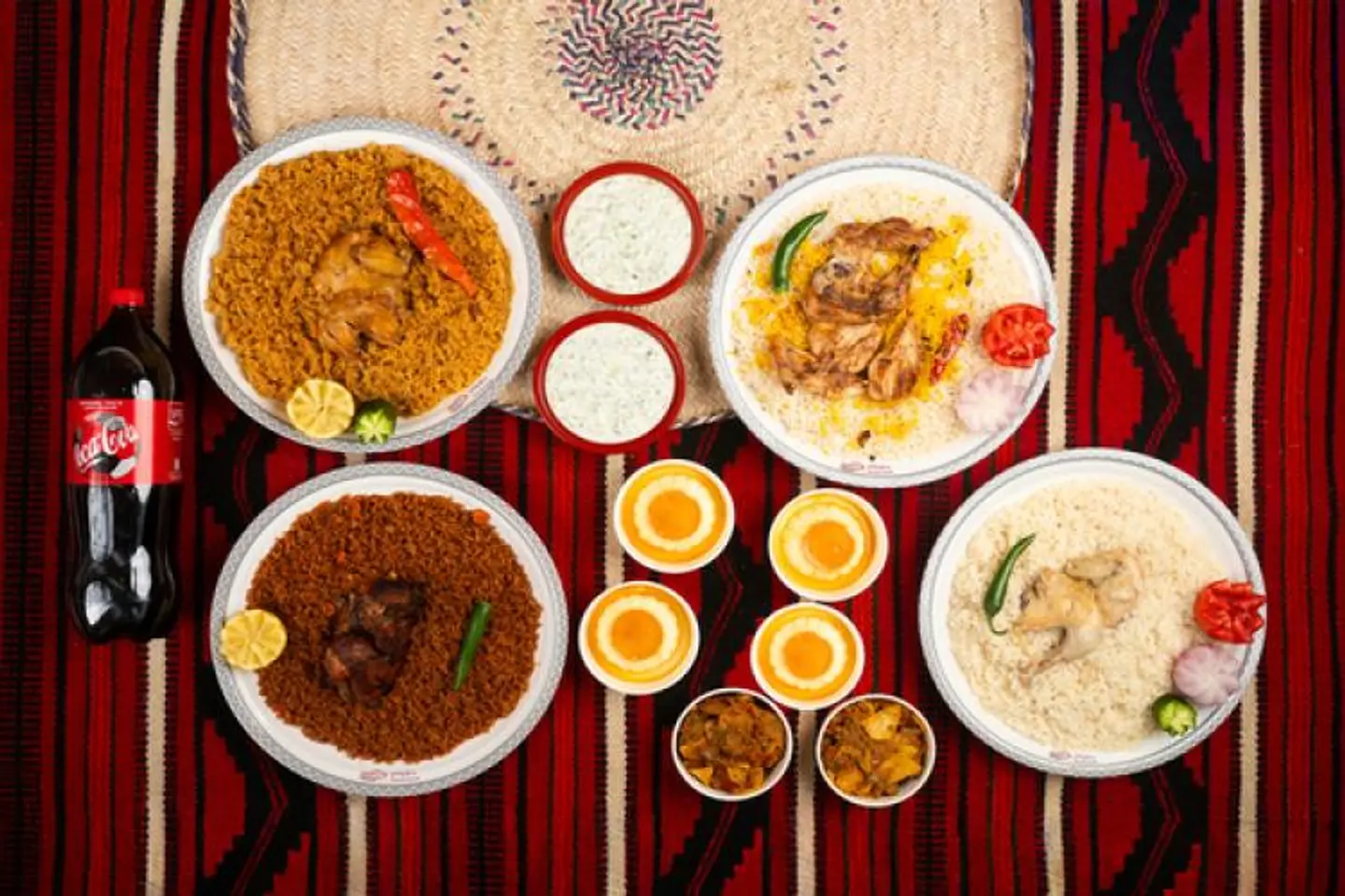 وجبة دجاج لأربعة أنفار