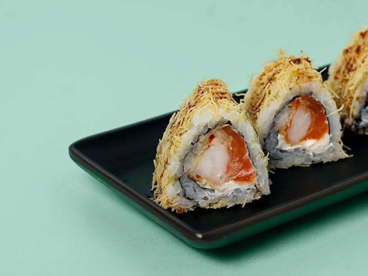 Kunafa Roll
