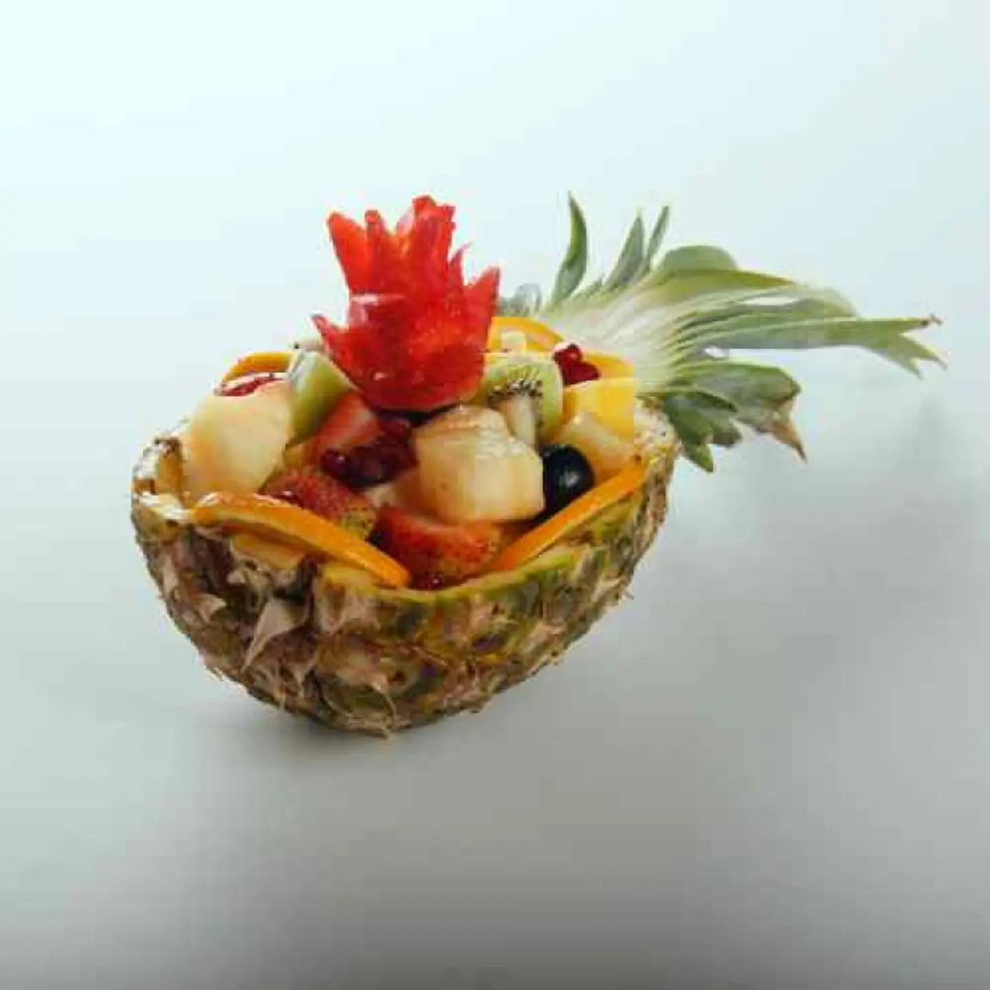 Half Pineapple Mixed Fruit