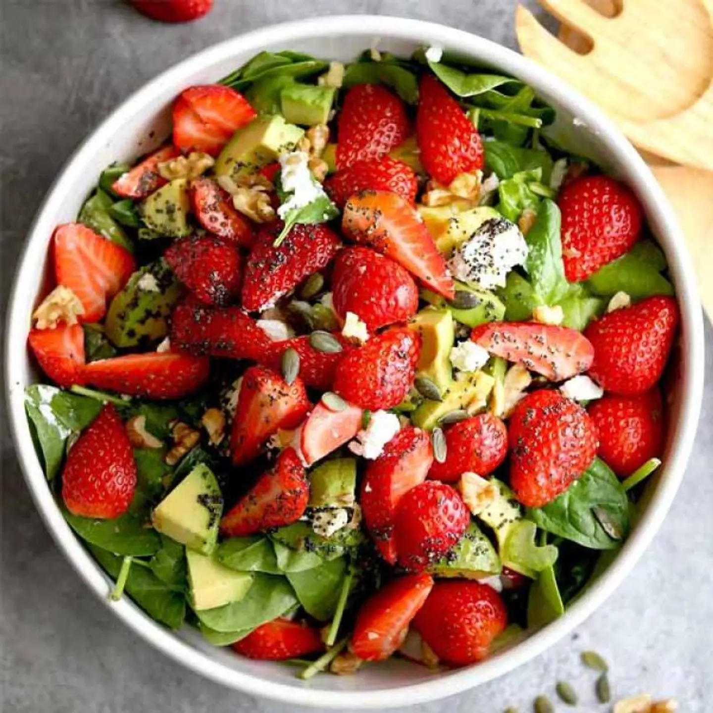 Salad With Nuts