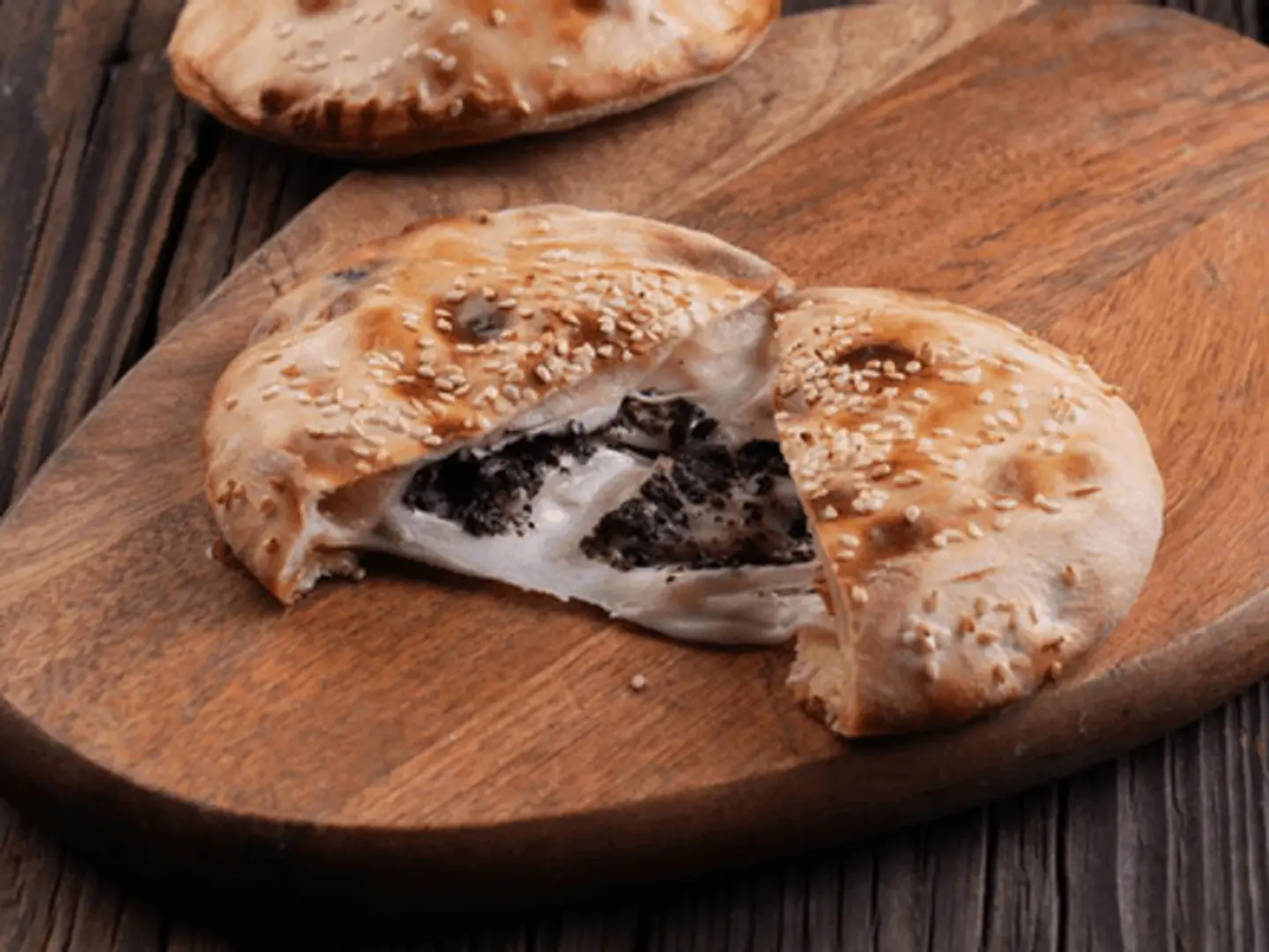 فطيرة جبن حلوم