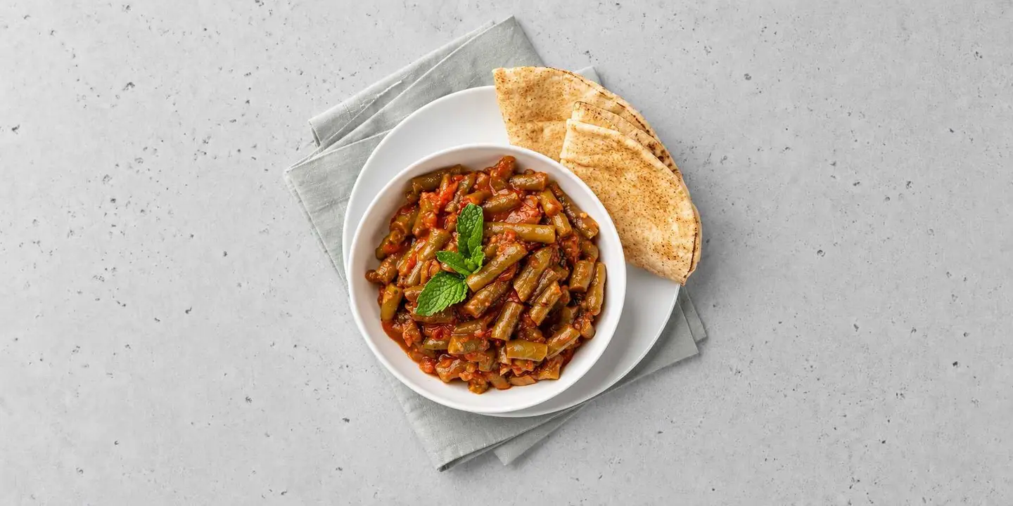لوبية بالزيت