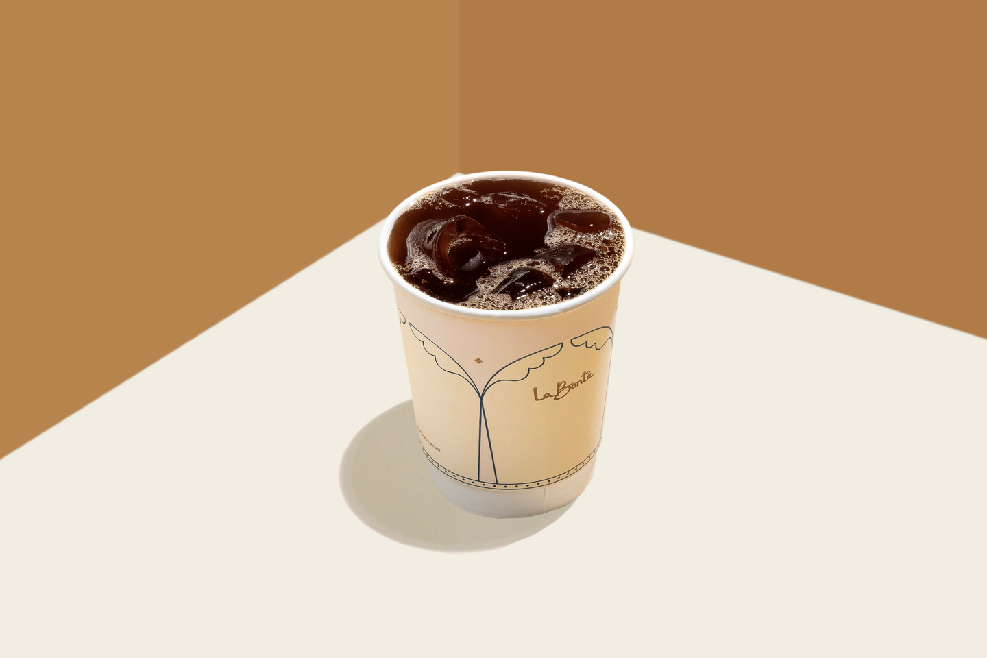 قهوة مقطرة باردة