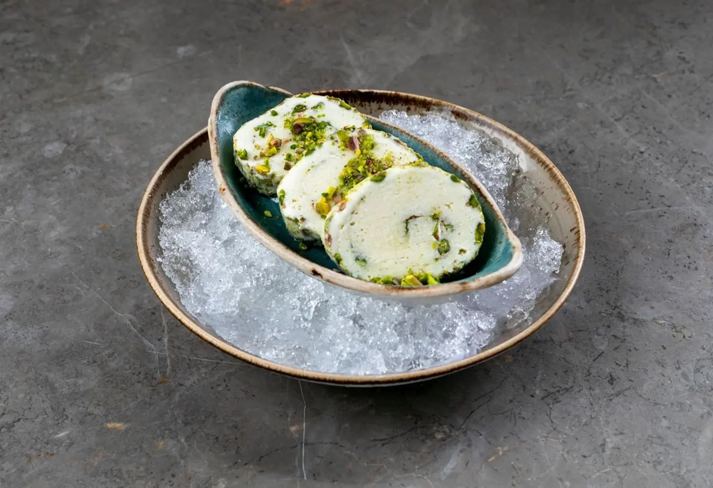 Bouza Ashta W Pistachio