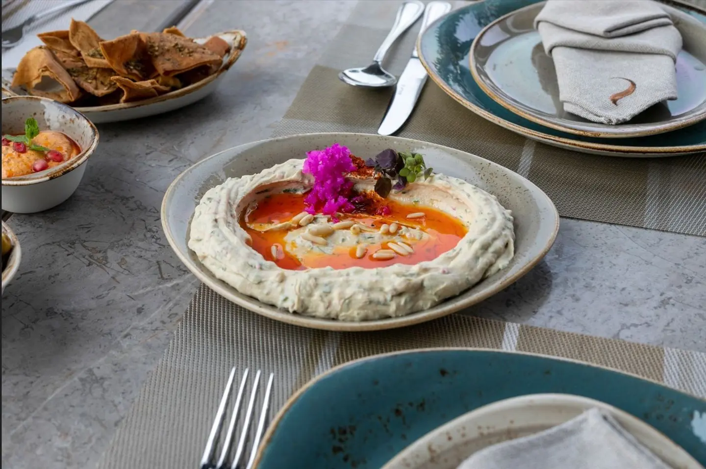 Hummus Labeeb