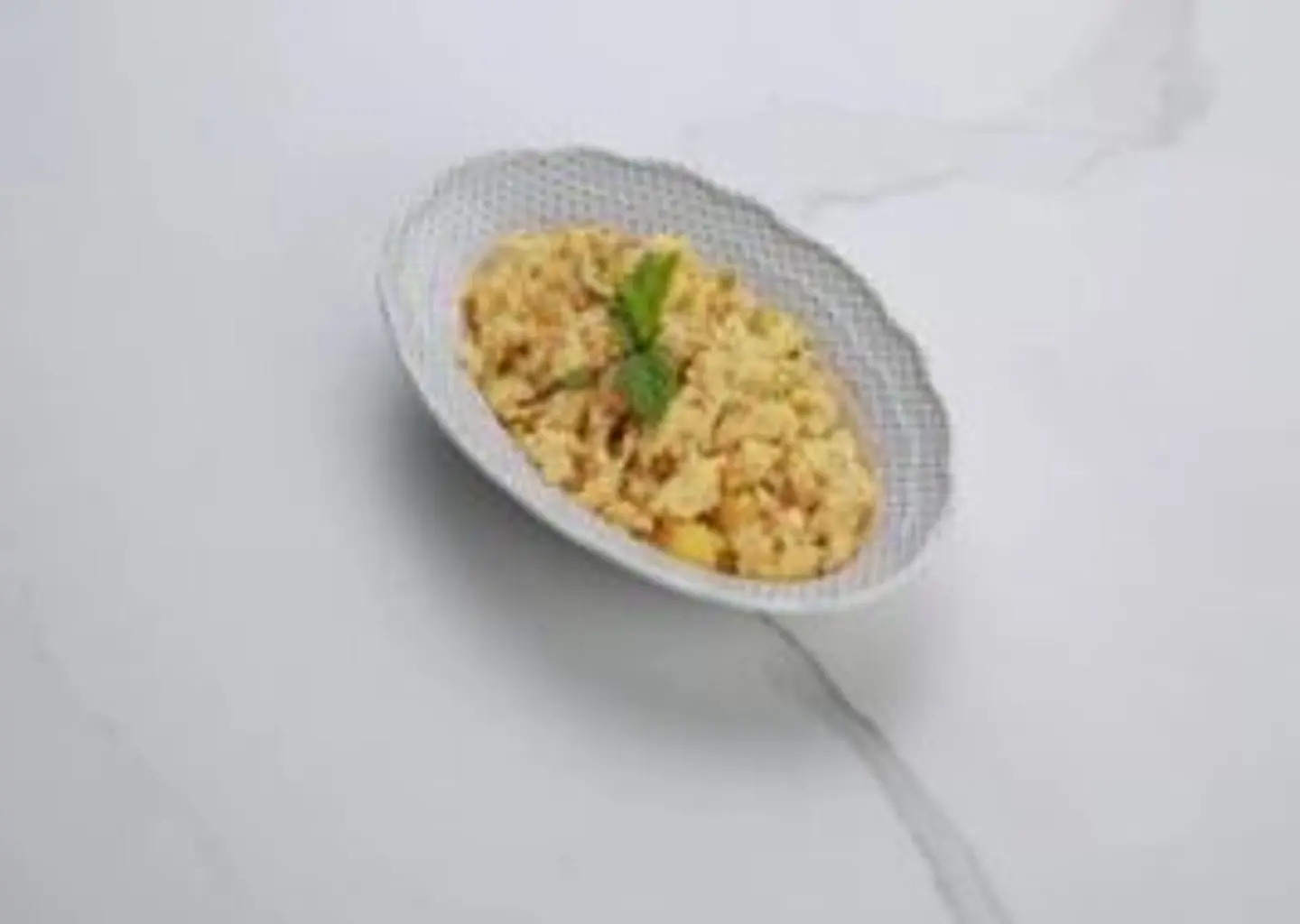 Moufaraket Bayed And Potato