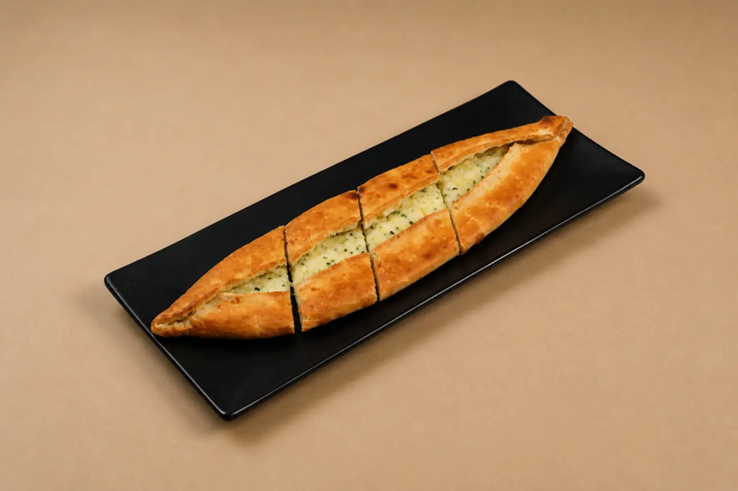 Mashwi Cream Akawi Pie