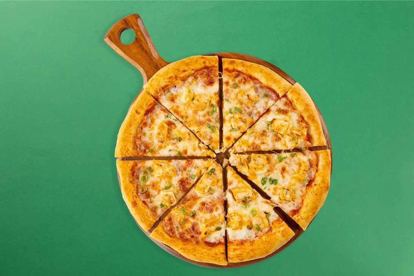 Dynamite Chicken Pizza Medium