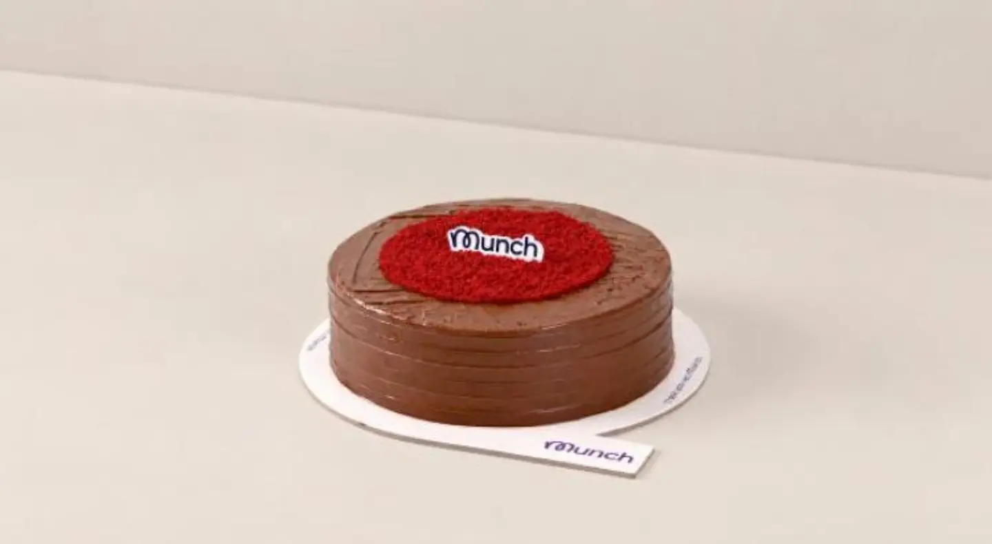 Chocolate Velvet Cake Medium