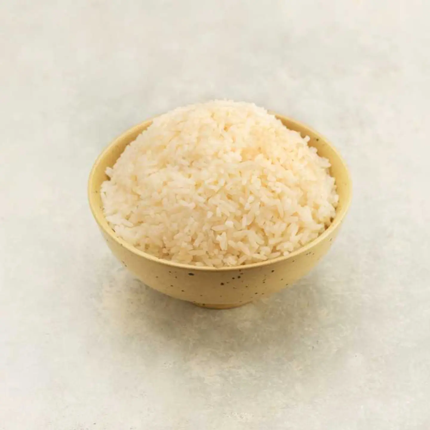 أرز مطهو بالبخار (طبق)
