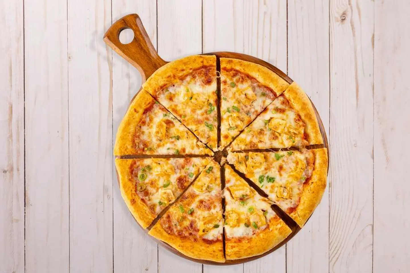 Dynamite Chicken Pizza Large