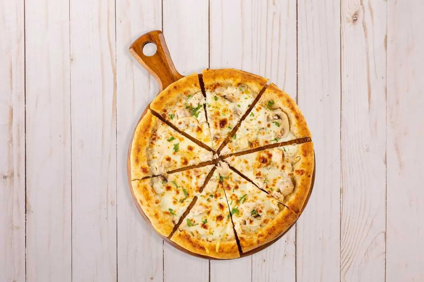 Chicken Alfredo Pizza Large