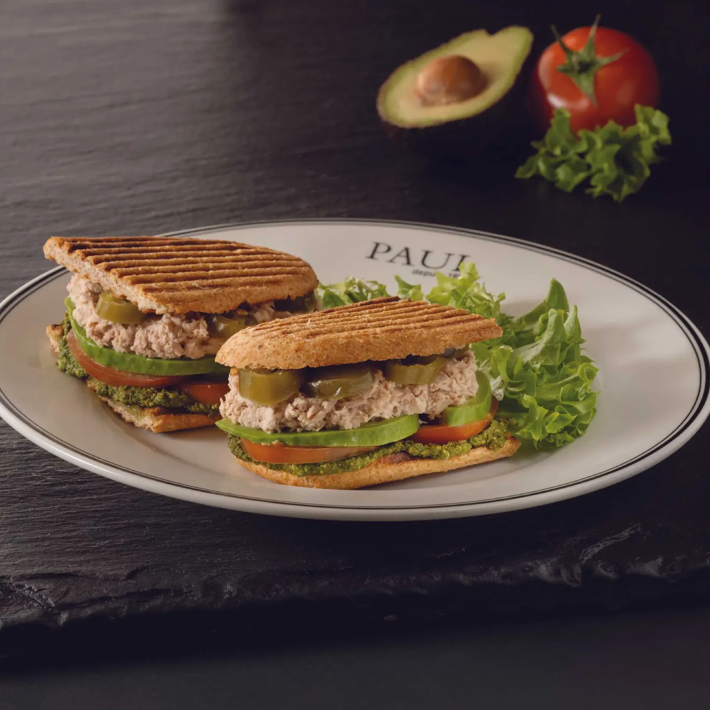 Tuna Pesto Avo Sandwich