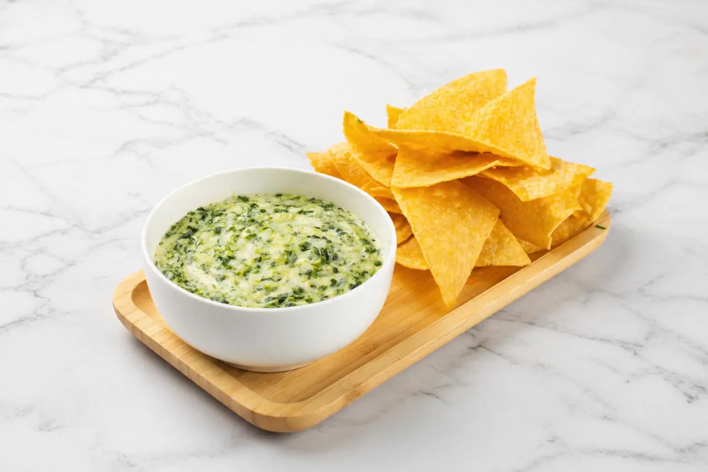 Chips & Spinach Dip