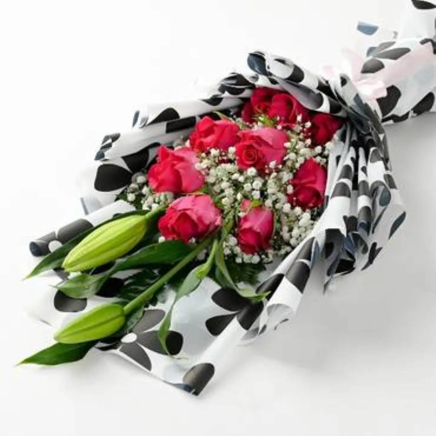 Medium Bouquet Of Roses Rose Color Depends On Daily Availability 5204