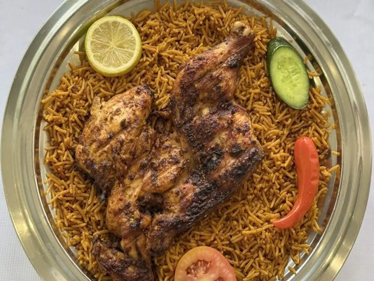 نص دجاج فحم رز كابلي