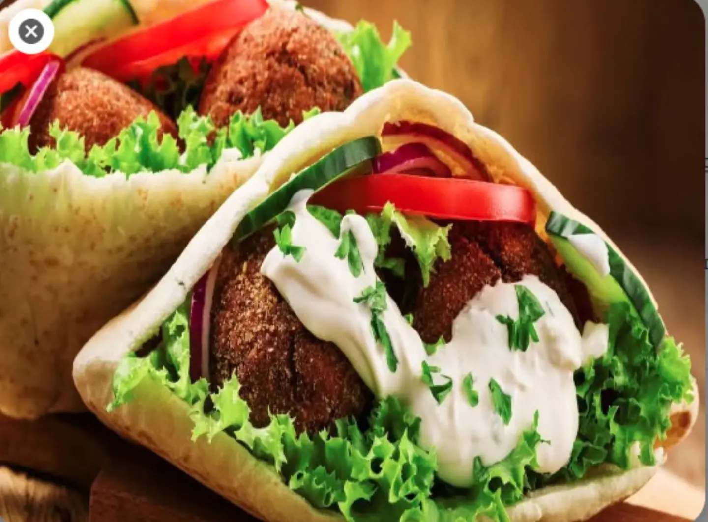 ساندوتش فلافل مع زهرة وباذنجان