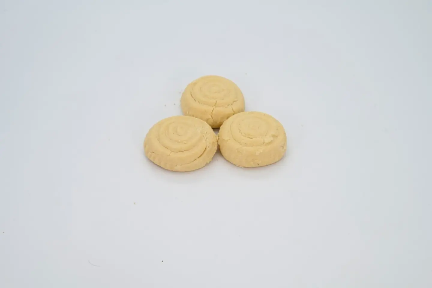 غريبة