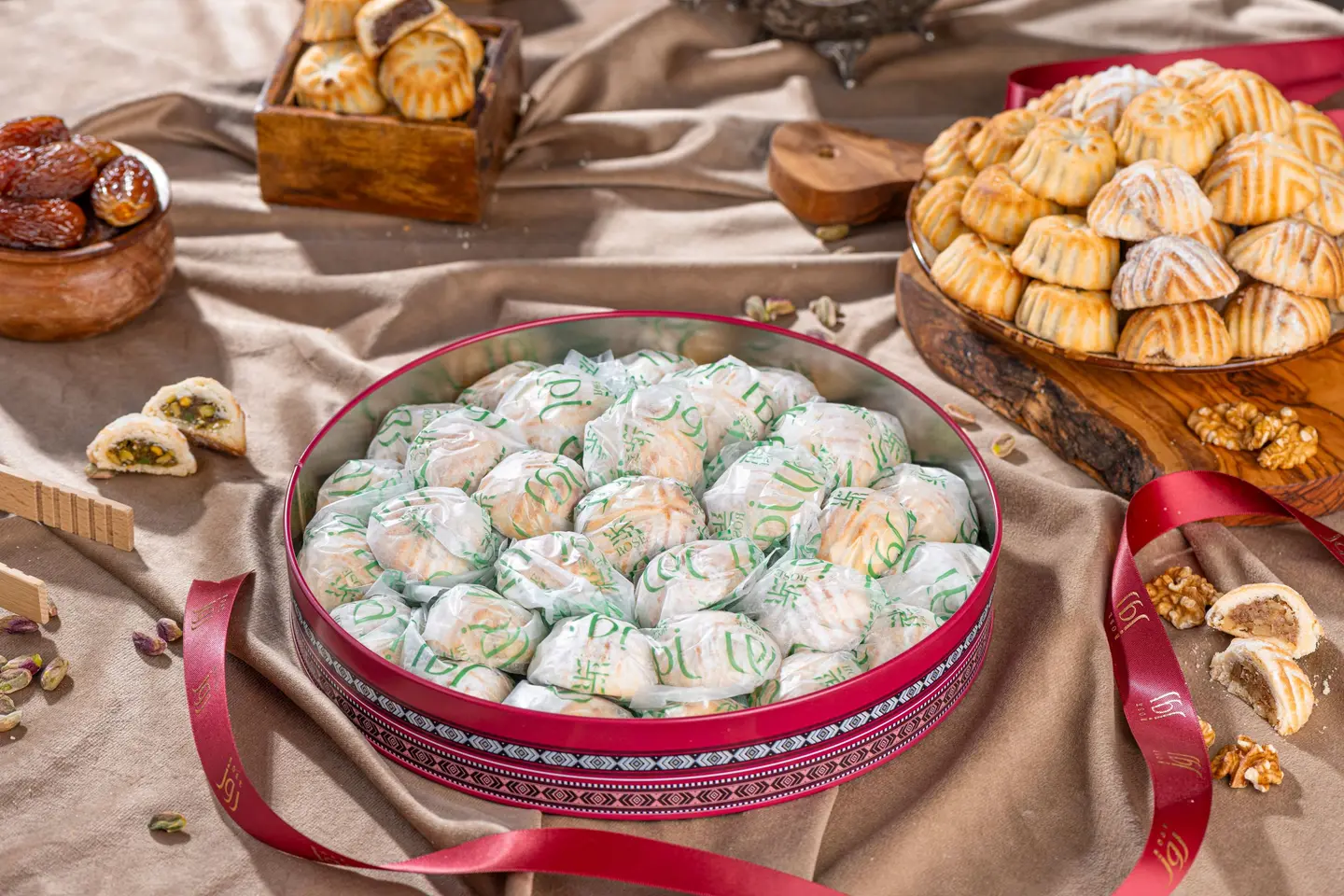 Mamoul Metal Box With Pistachios