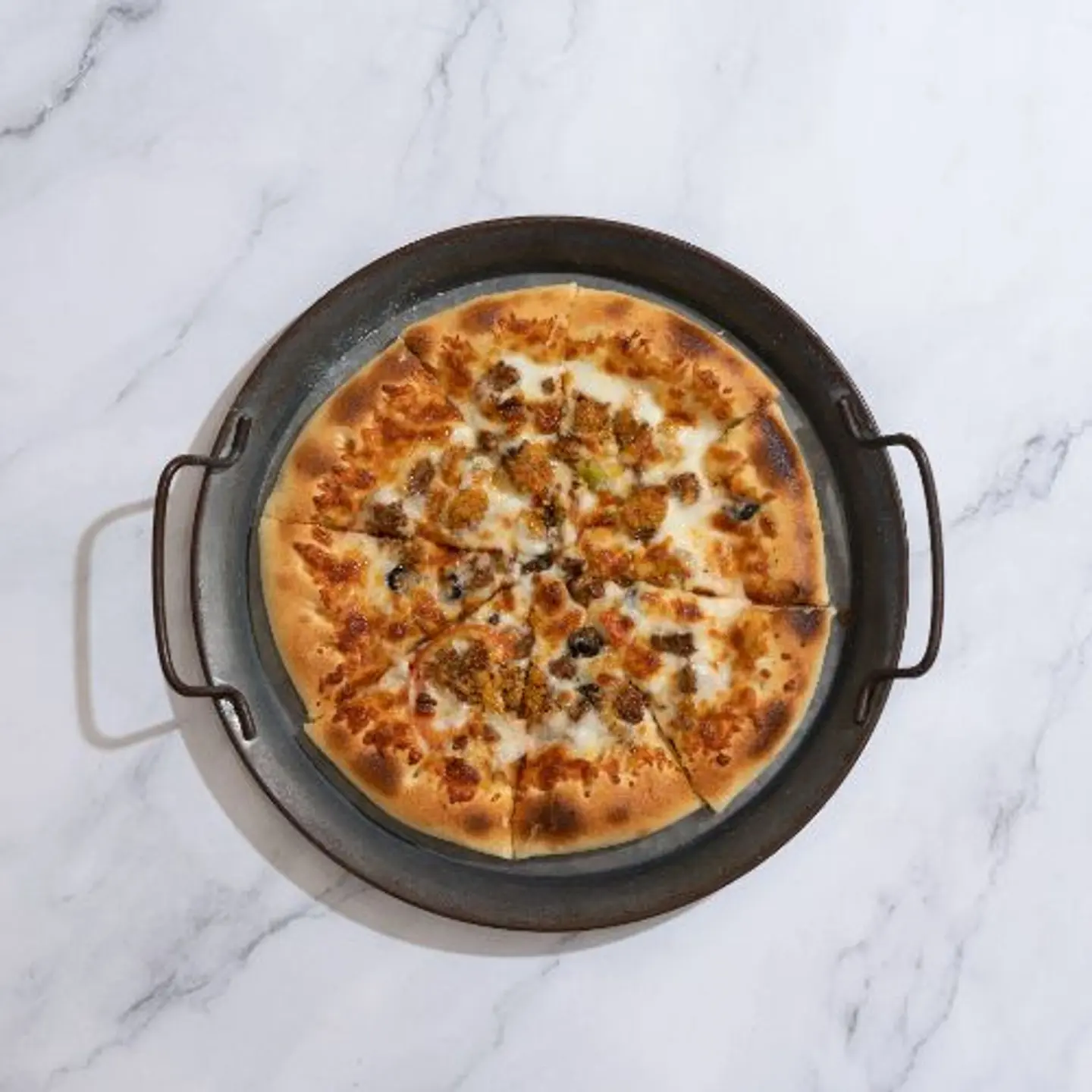 Reef Al Andaleeb Pizza Medium