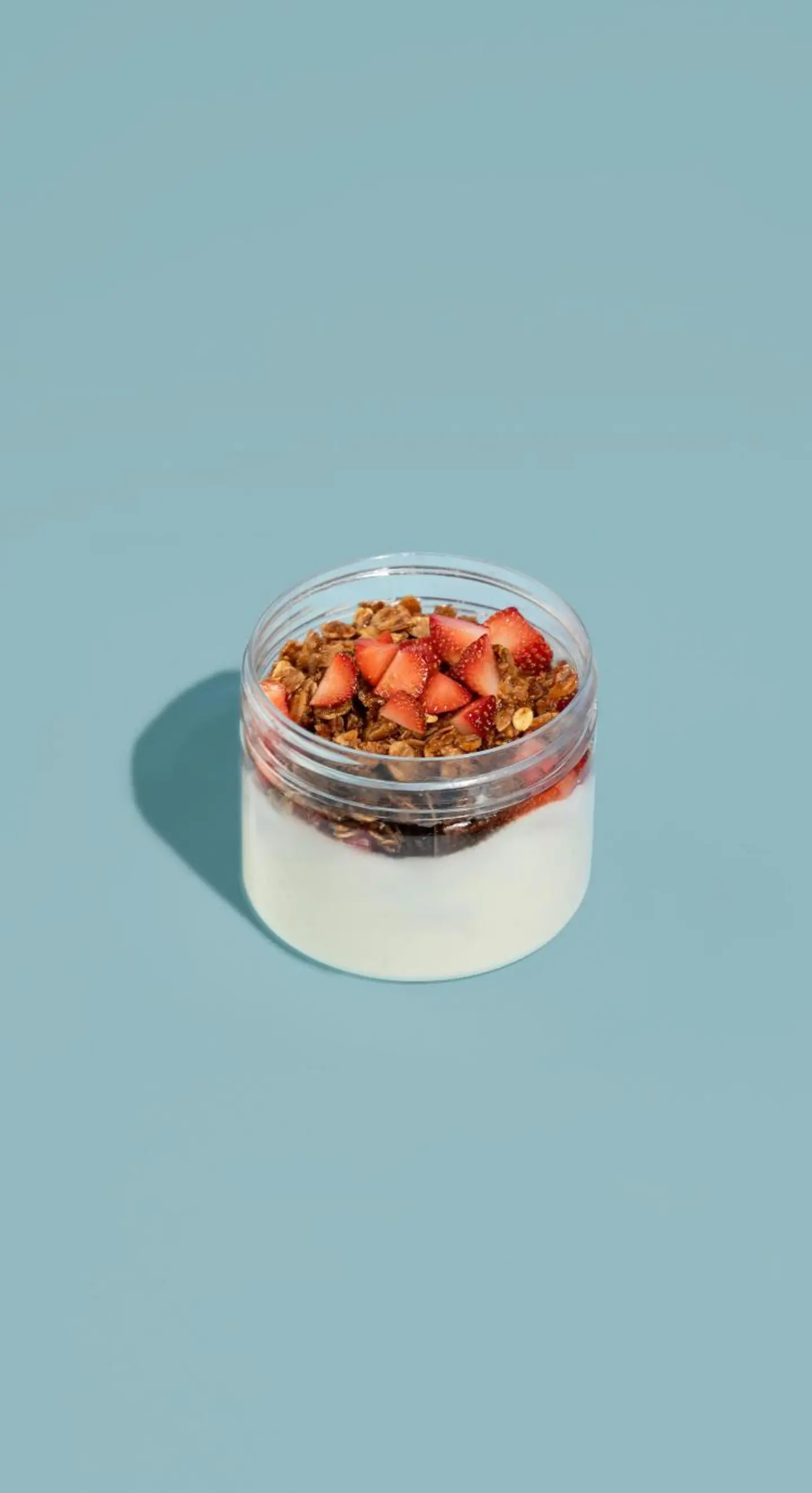 Crunchy Strawberries Granola
