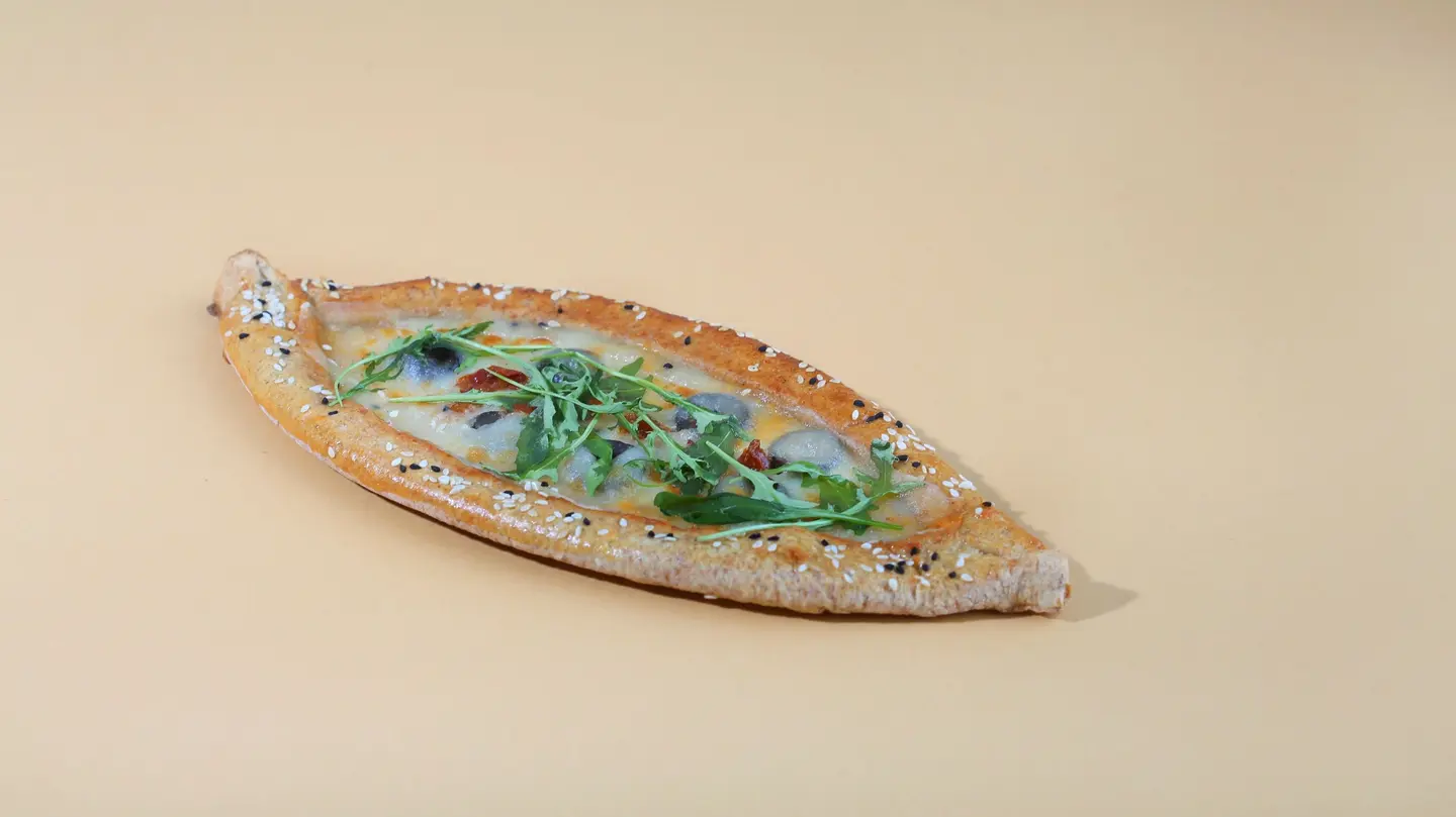 Vegetable Pizza Mankousha   Brown Flour