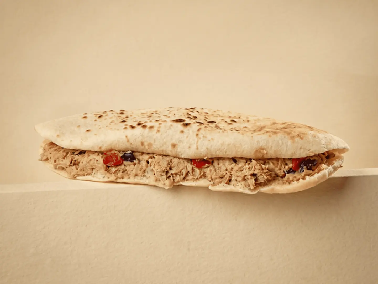تونا سطار