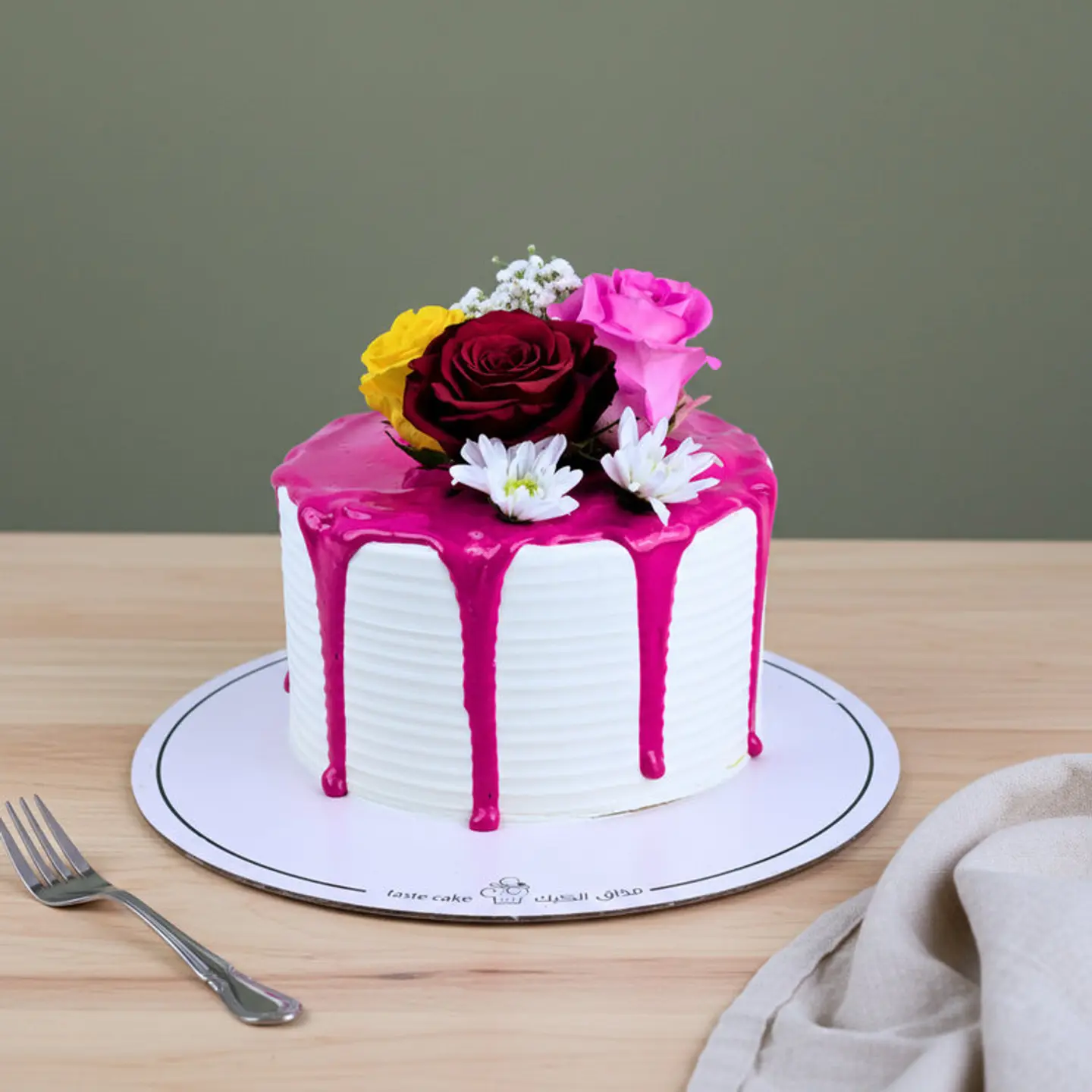Naked Cake With Pink Sauce