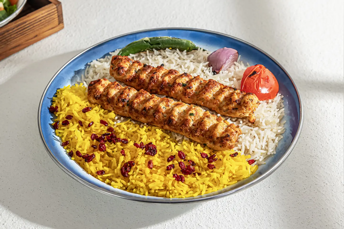 كباب دجاج مع رز زعفران